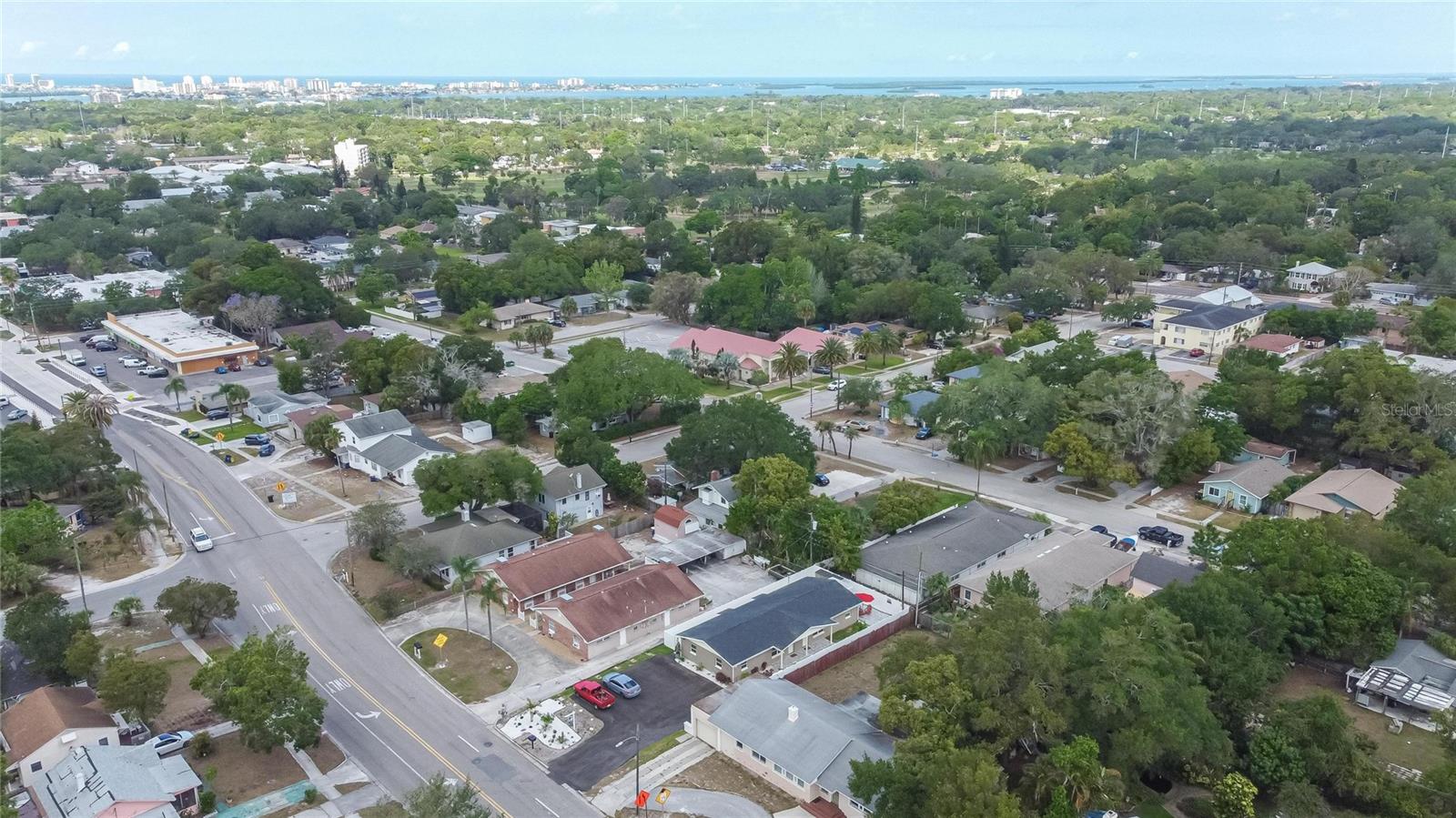 HIGHLAND GROVES - Residential Lease