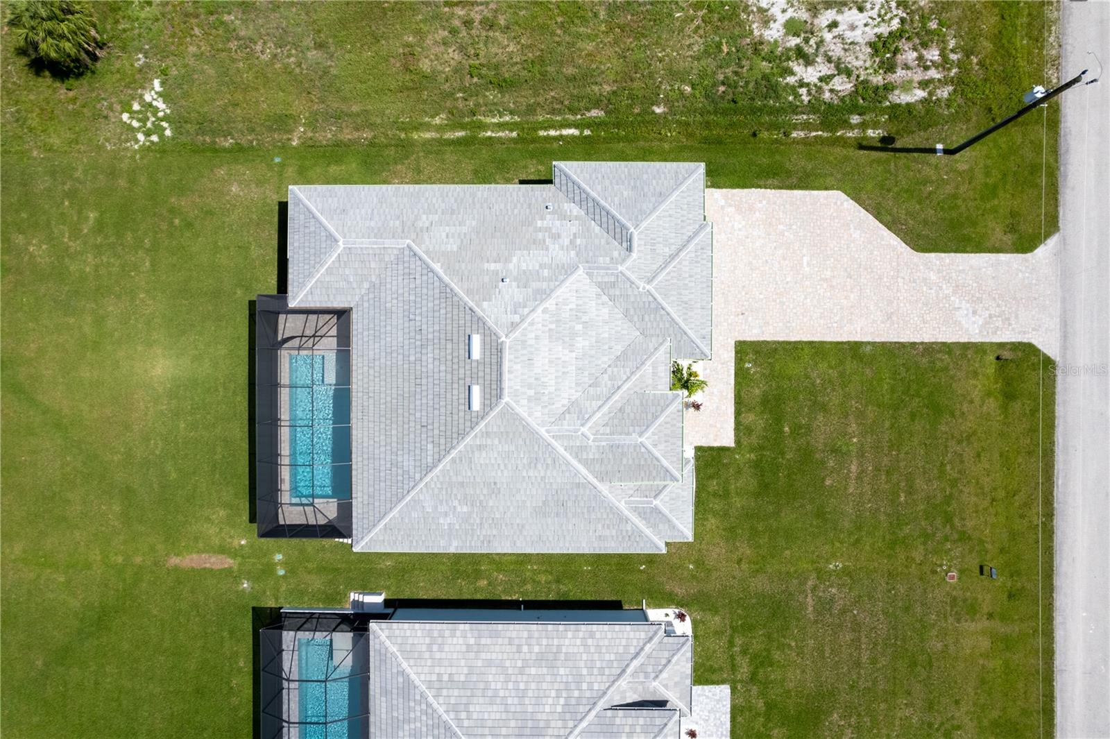 ROTONDA WEST PINE VALLEY - Residential