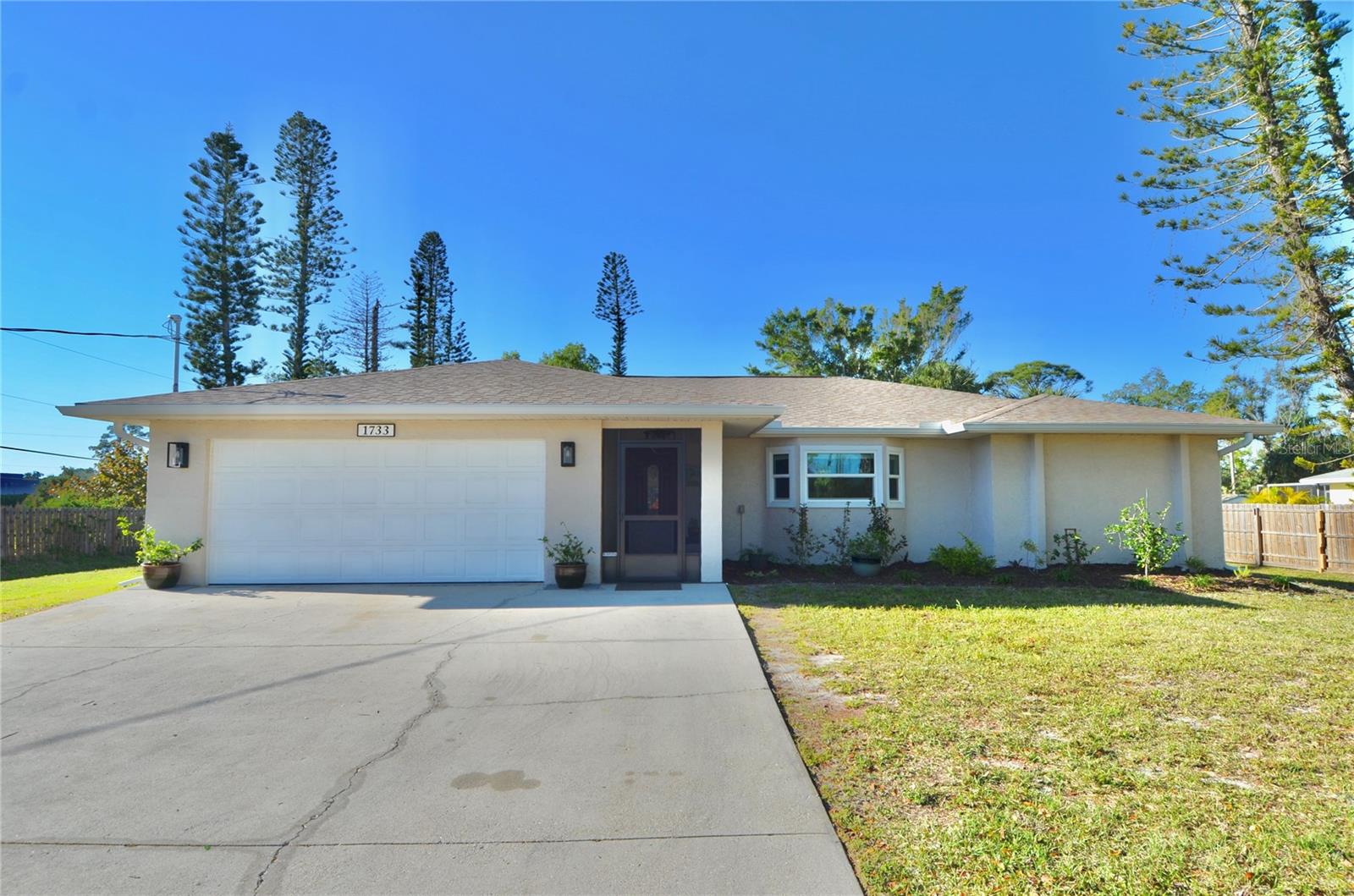 MANASOTA GARDENS - Residential