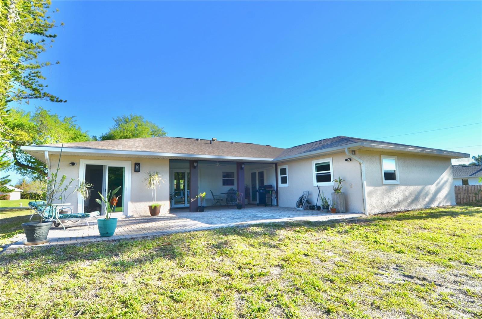 MANASOTA GARDENS - Residential