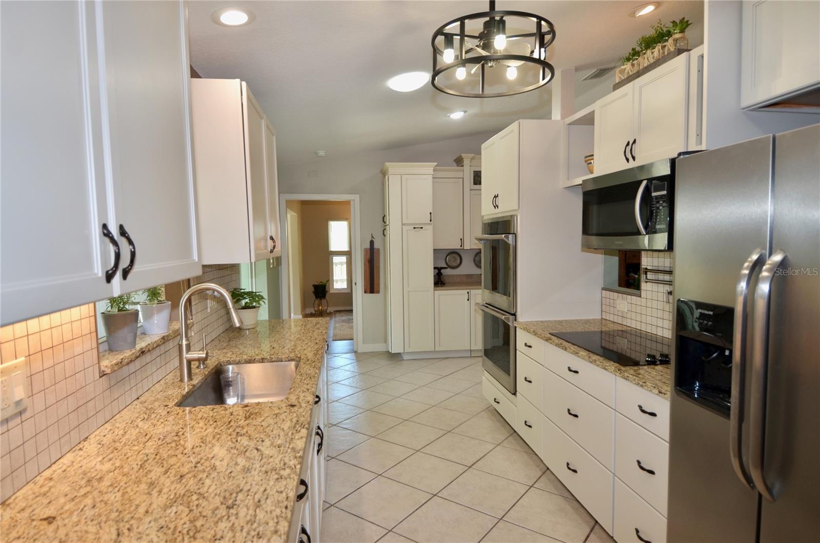 MANASOTA GARDENS - Residential