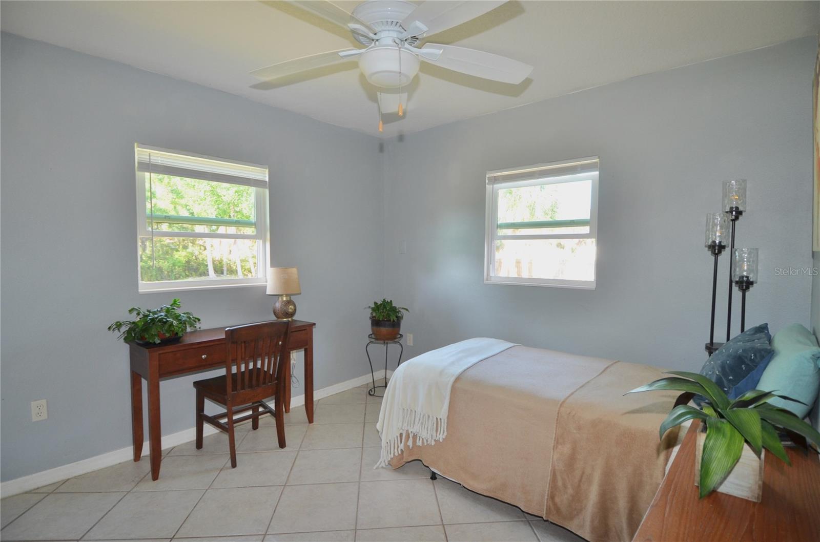 MANASOTA GARDENS - Residential