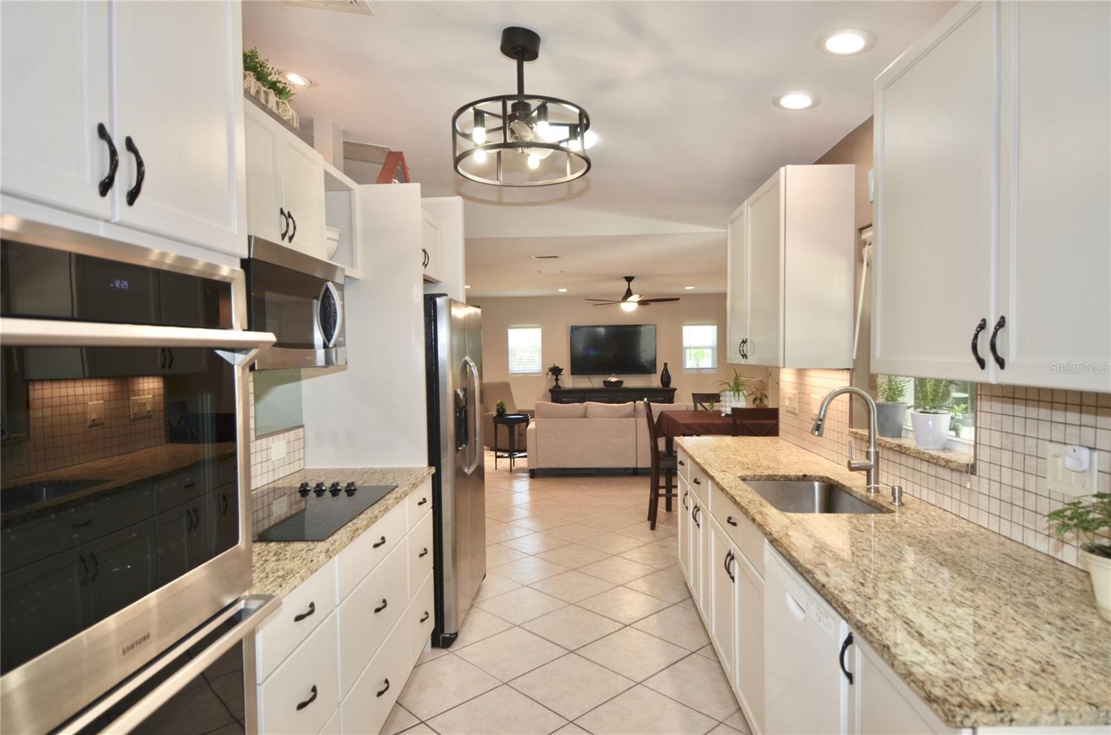 MANASOTA GARDENS - Residential