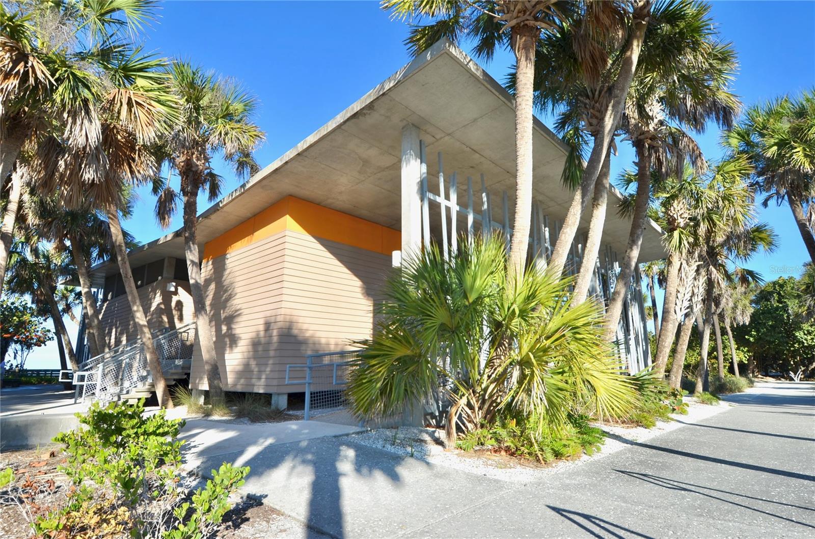 MANASOTA GARDENS - Residential