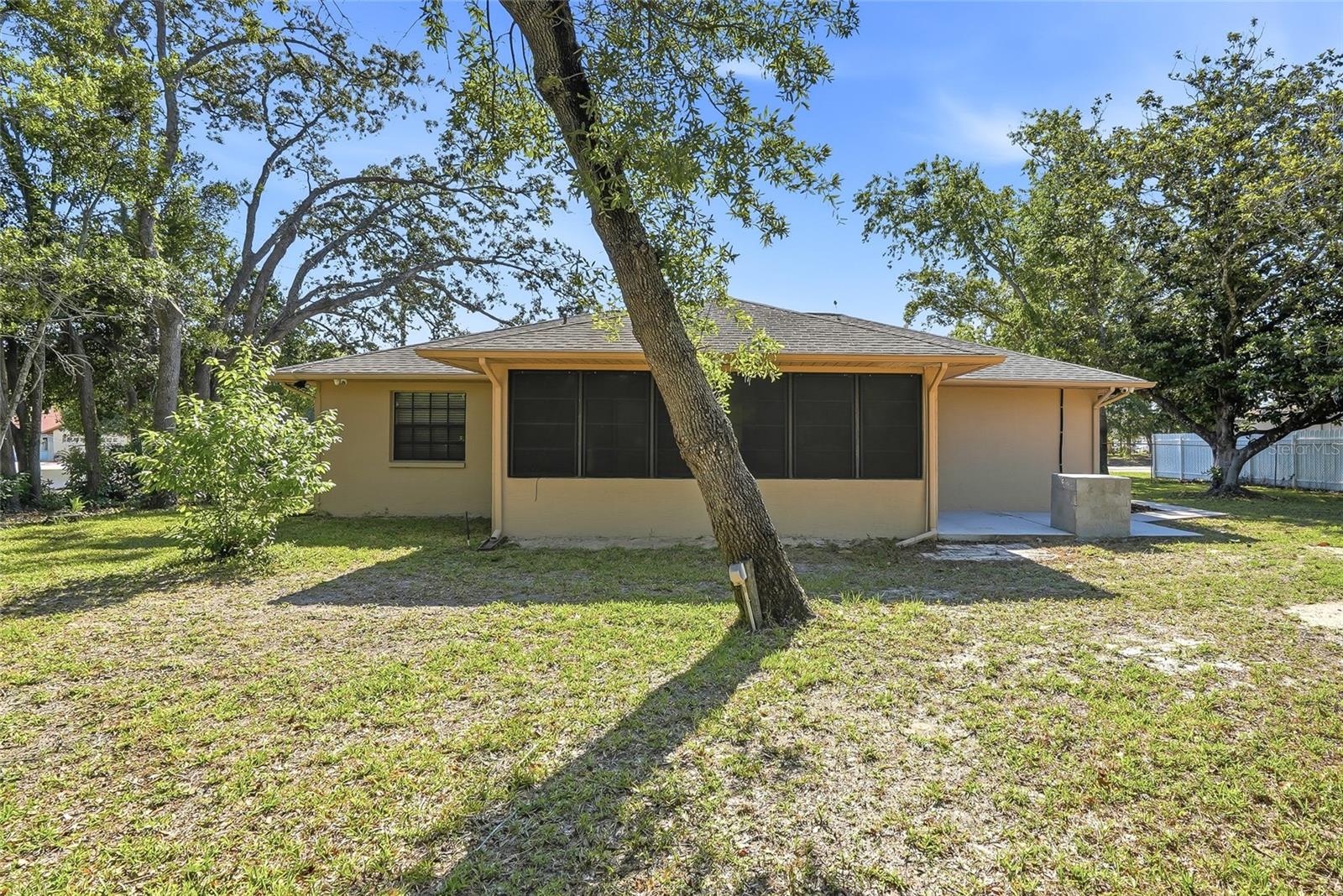 SPRING HILL - Residential