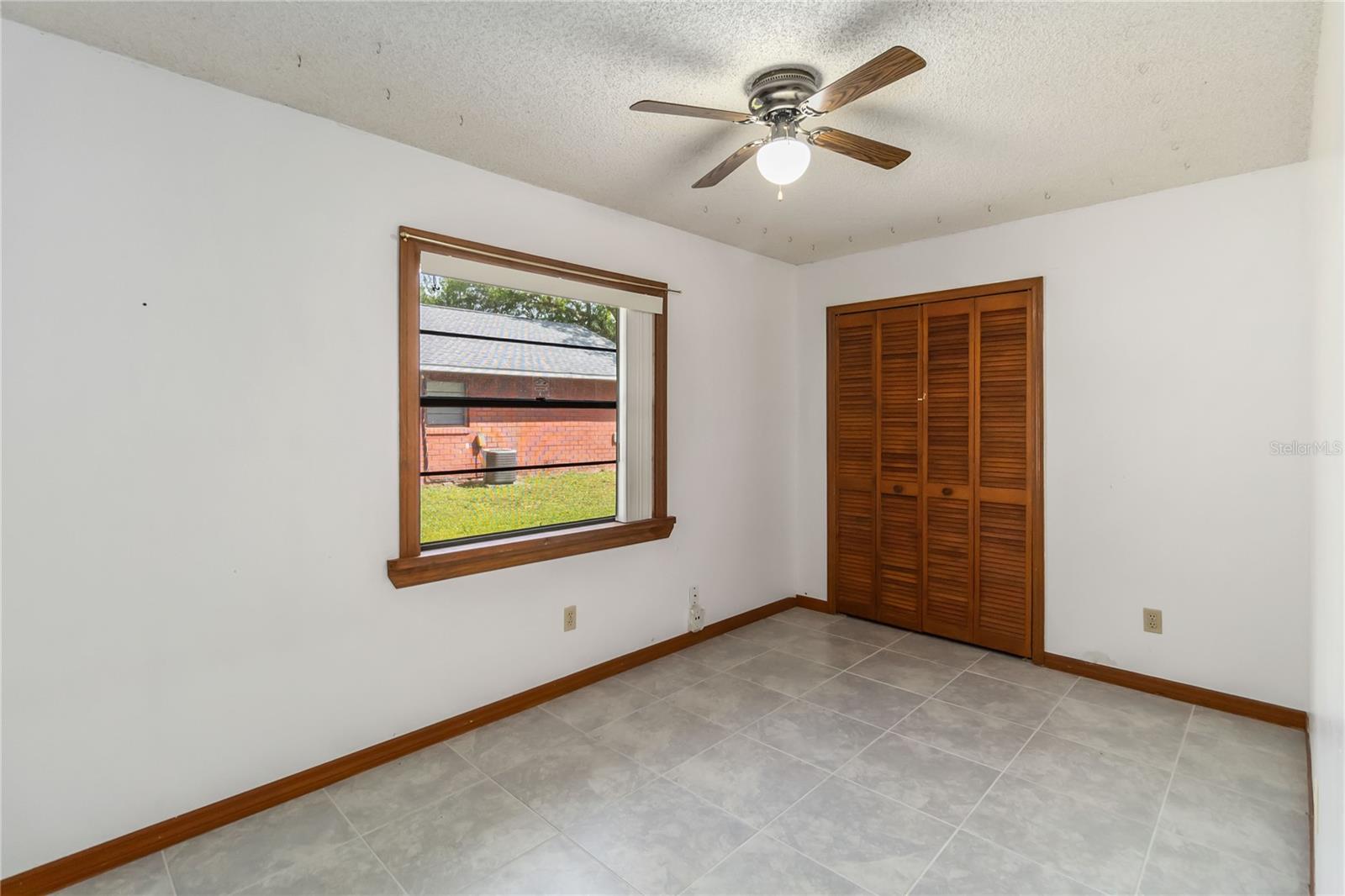 TAFT TOWN - Residential Lease