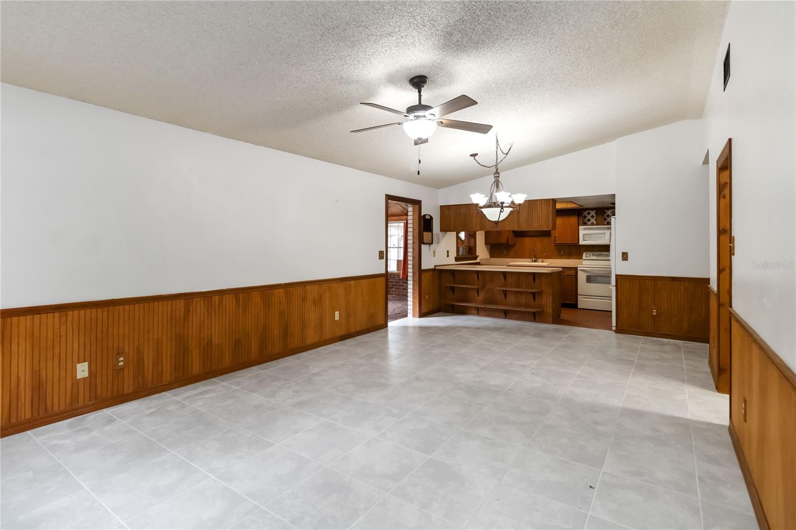 TAFT TOWN - Residential Lease