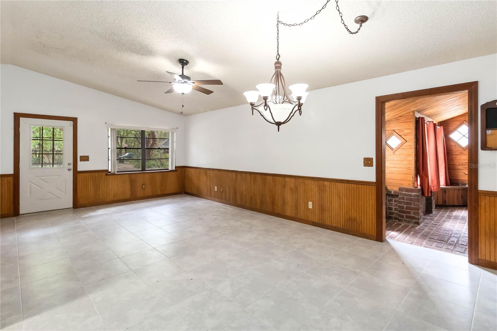 TAFT TOWN - Residential Lease