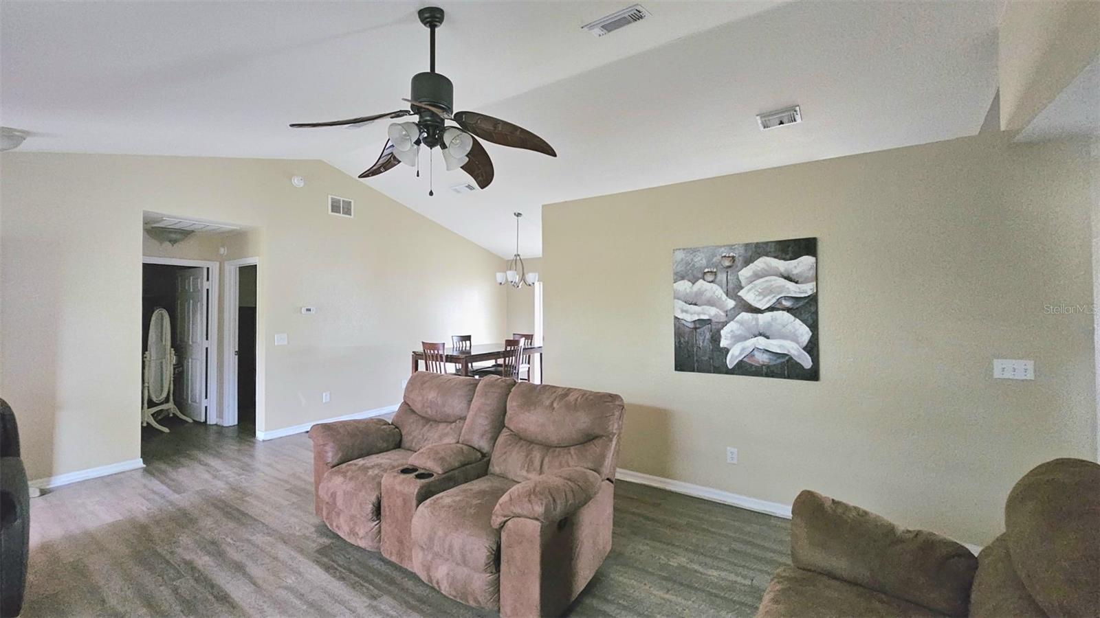 SLVR SPGS SH N - Residential