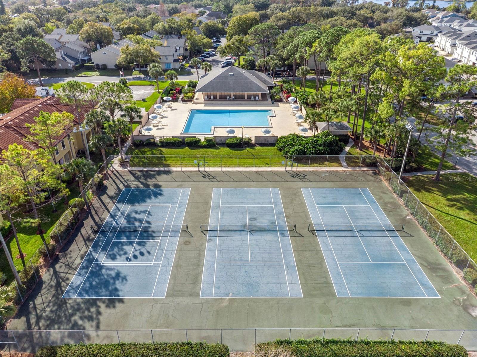 LAKEVIEW CONDO 06 - Residential