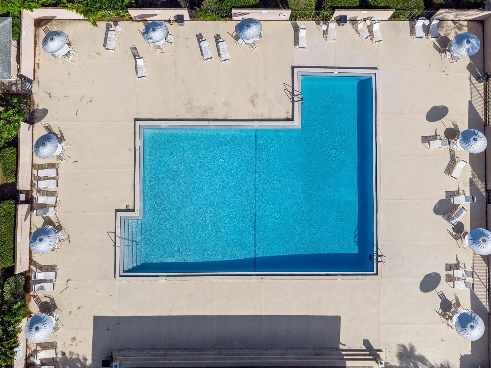 LAKEVIEW CONDO 06 - Residential