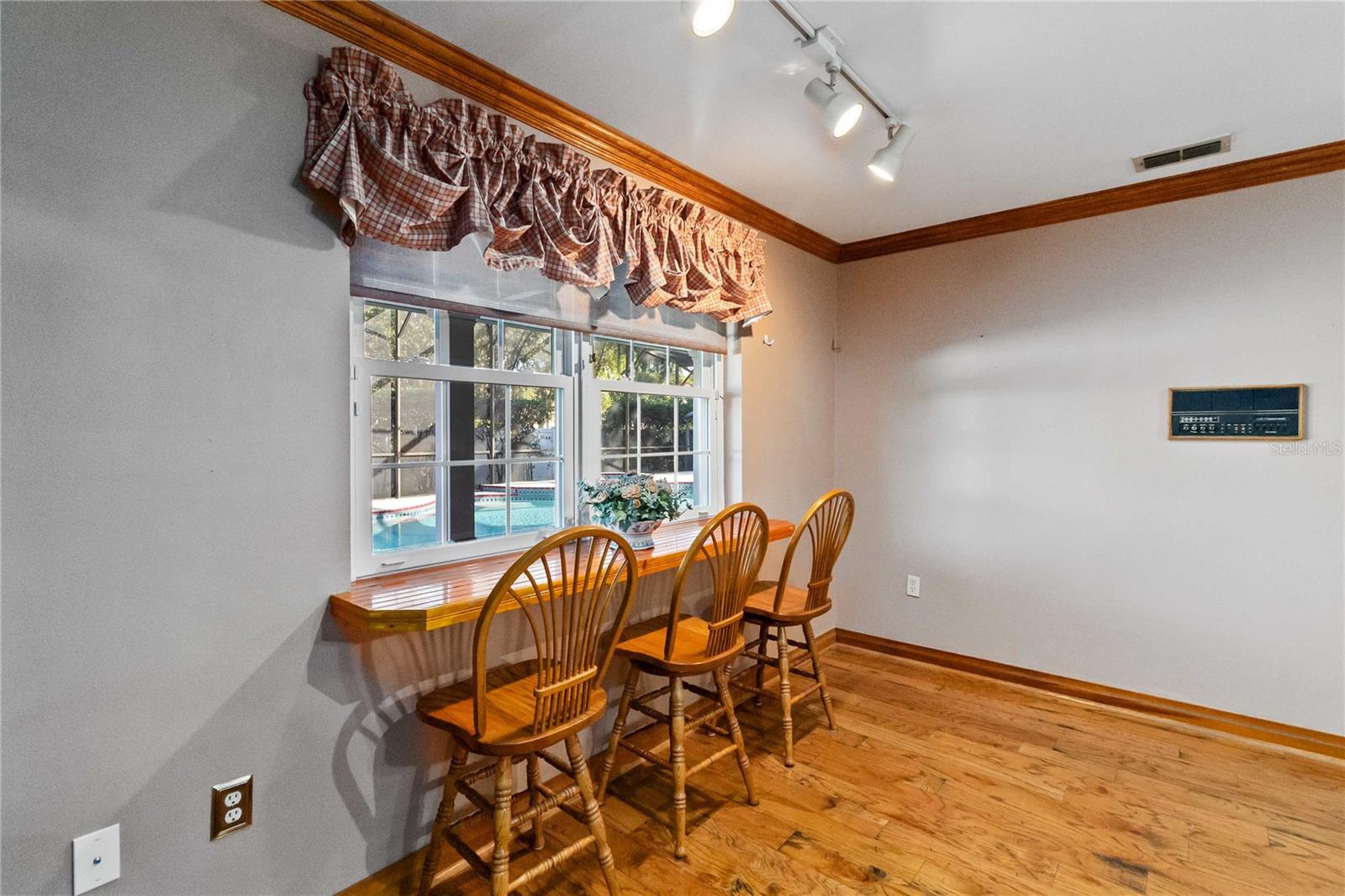 BRYNWOOD - Residential