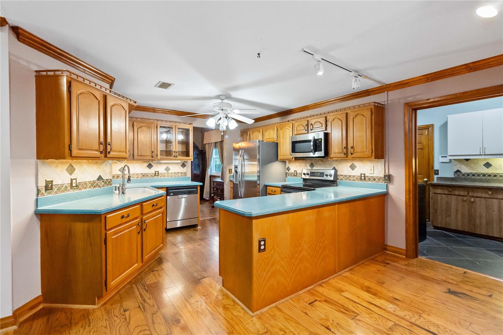 BRYNWOOD - Residential