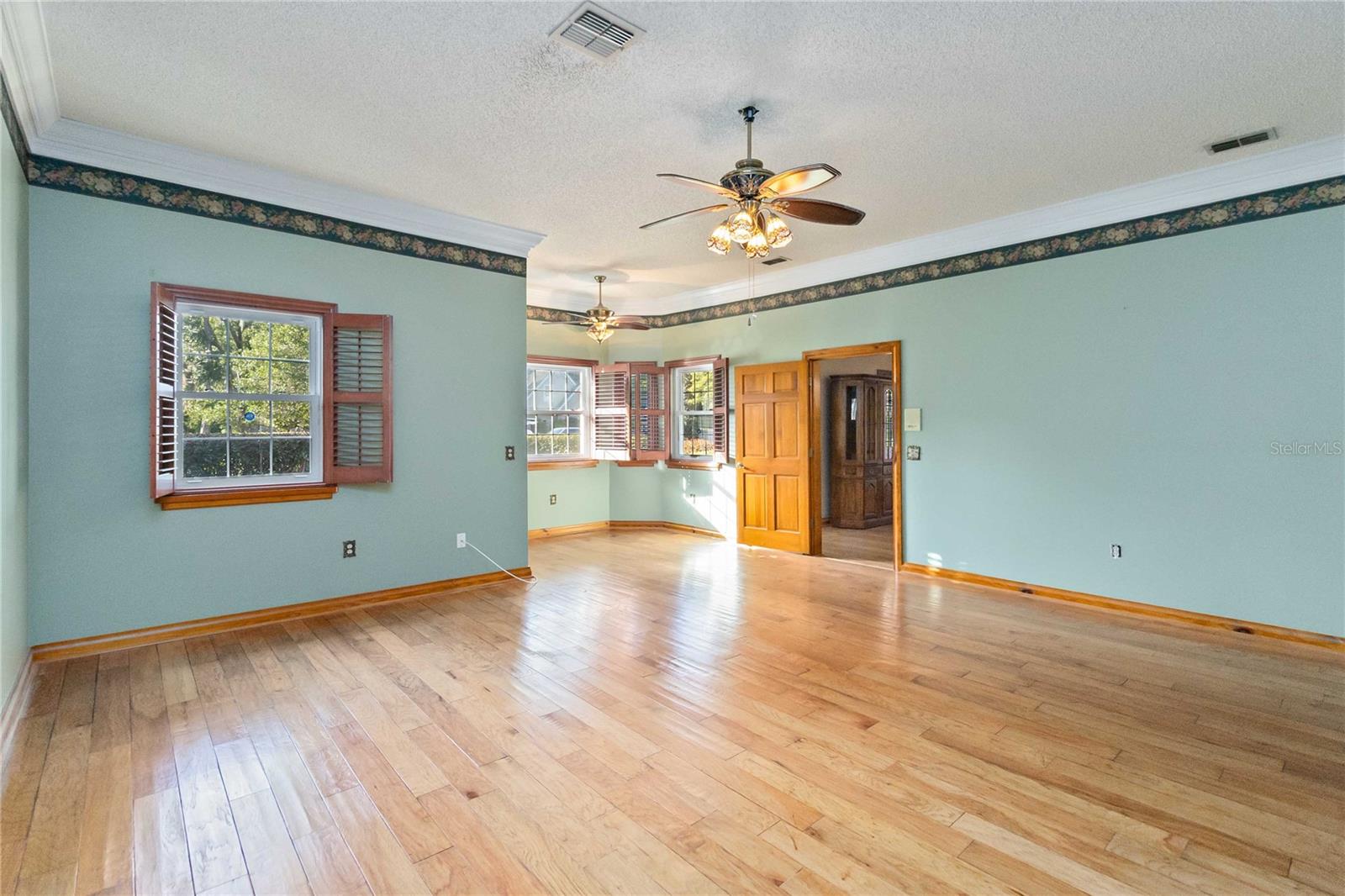 BRYNWOOD - Residential