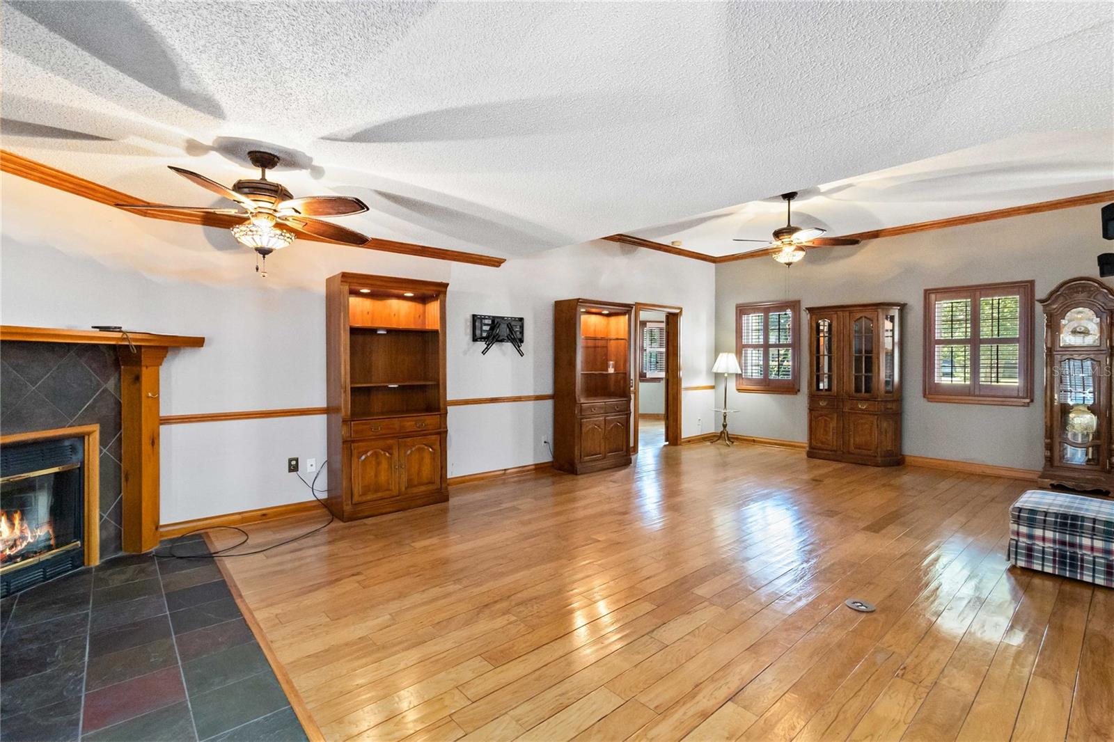 BRYNWOOD - Residential