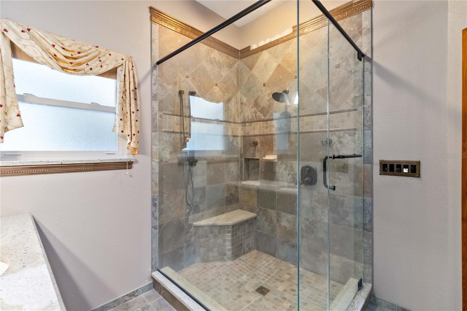 BRYNWOOD - Residential