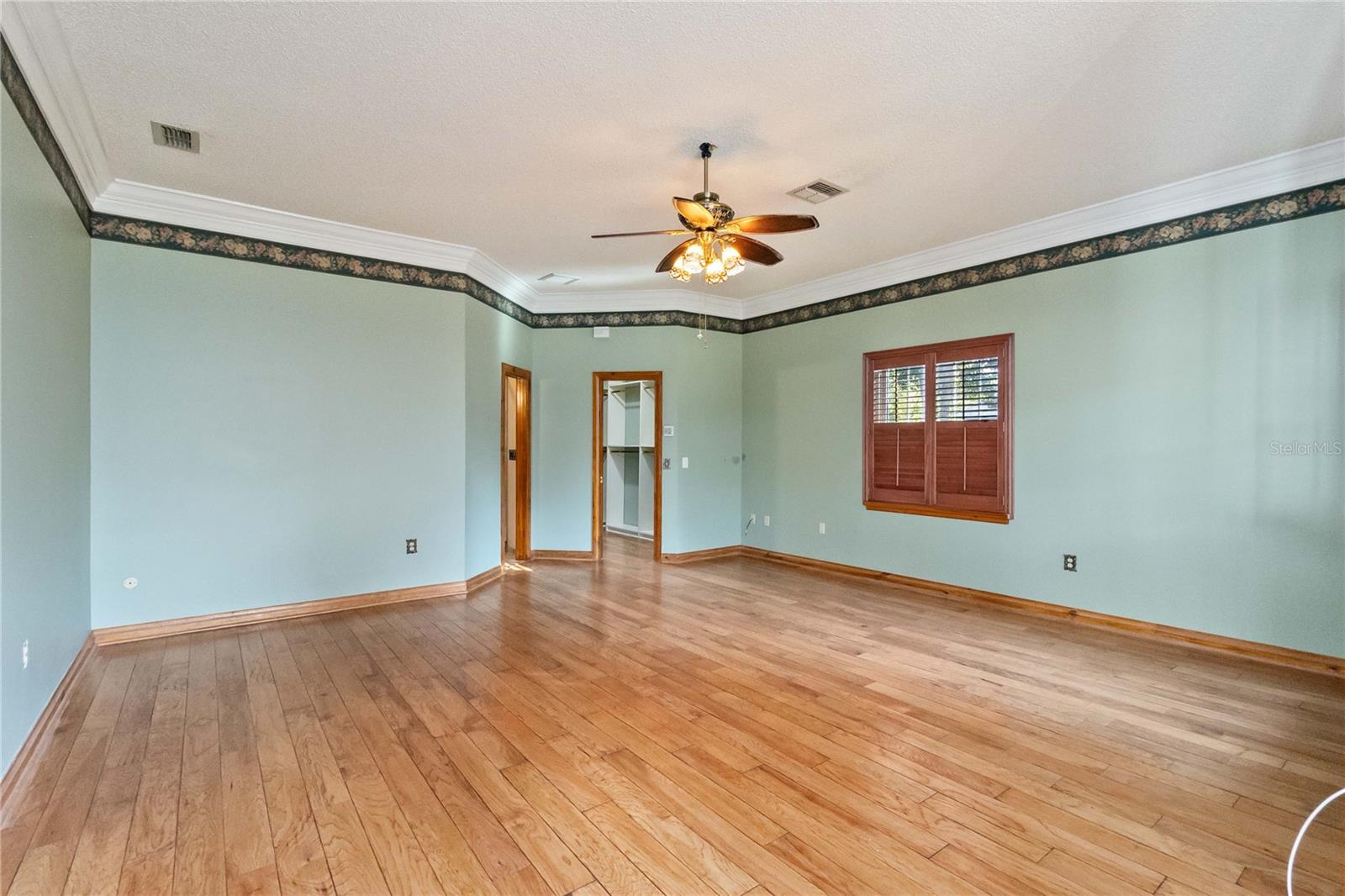 BRYNWOOD - Residential