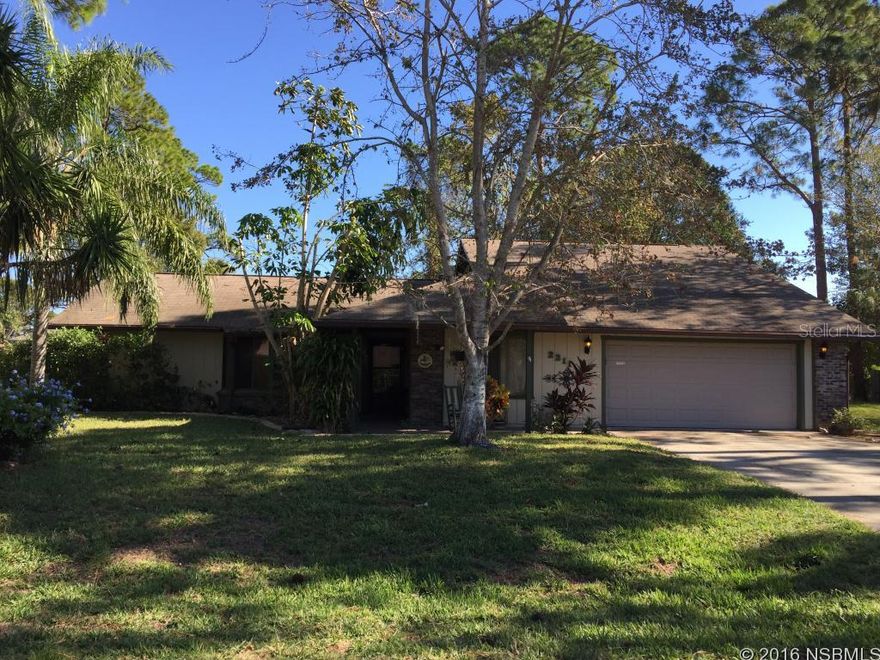 Gorgeous large corner lot home in popular Florida Shores.  Very updated kitchen and flooring.  This beautiful home has lots of square footage with vaulted ceilings and a fireplace.  Perfect for entertaining.  Nice two car garage.  10' X 38' screened back porch.  Lots of closet space.  Central A/C is approximately 2 years old.  Brand new roof to be installed in January 2017 with 30 year architectural shingles.  Just minutes to US 1 and I-95.  15 minutes to the beach. ;Water: City