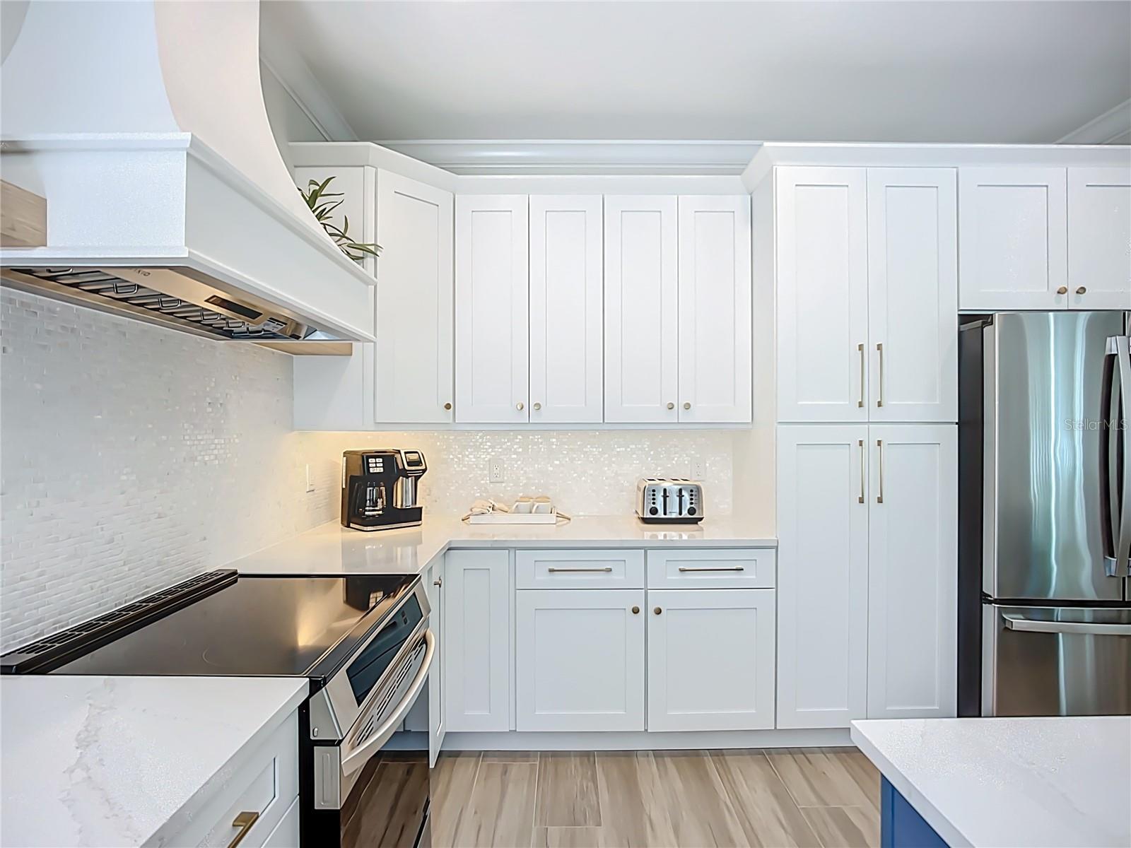 CASA DEL MARE VII CONDO - Residential