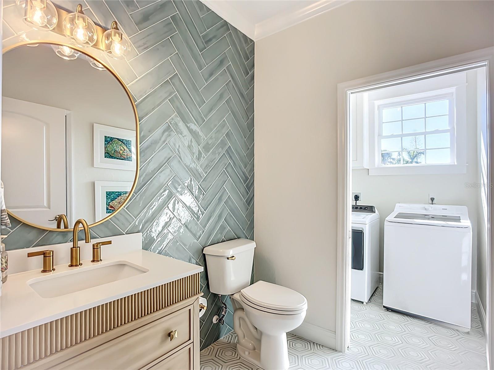 CASA DEL MARE VII CONDO - Residential