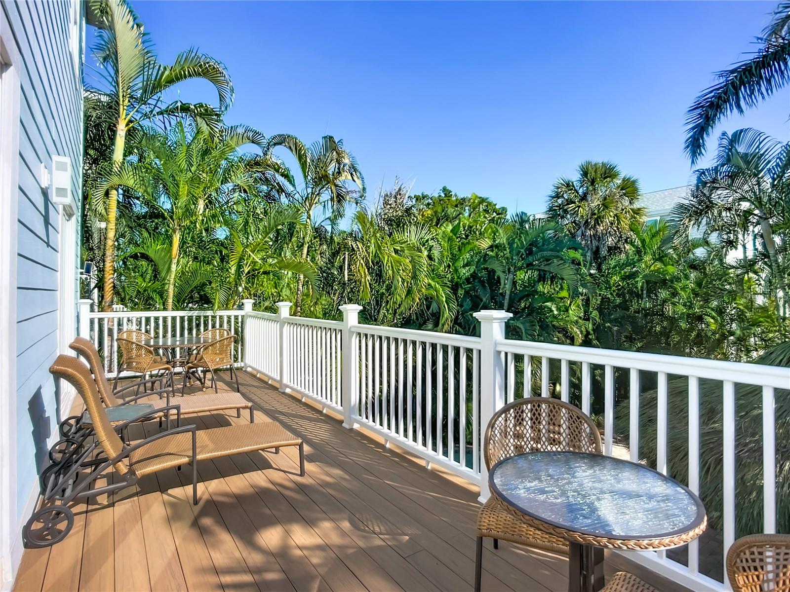 CASA DEL MARE VII CONDO - Residential