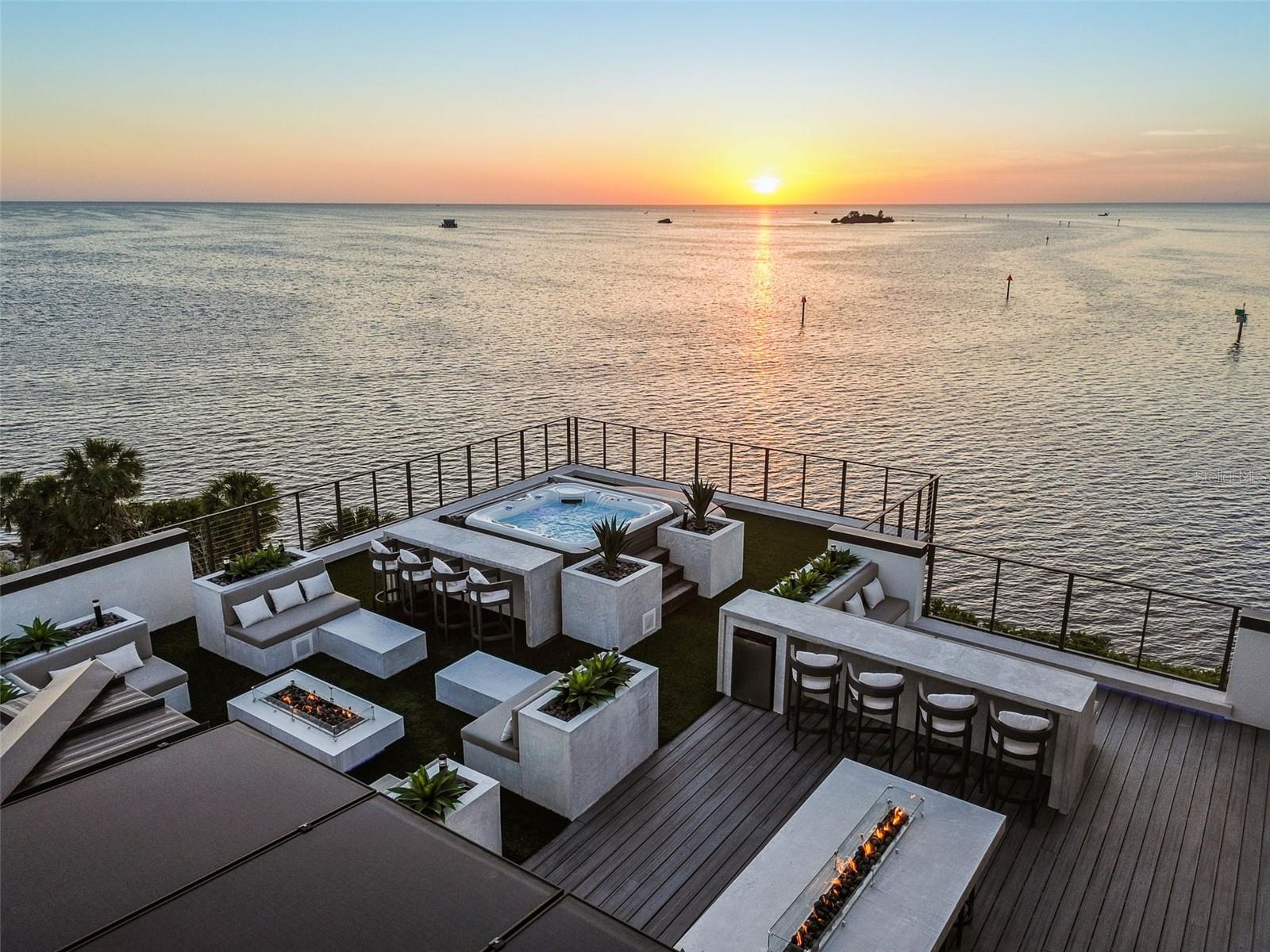 HARBORPOINTE - Residential