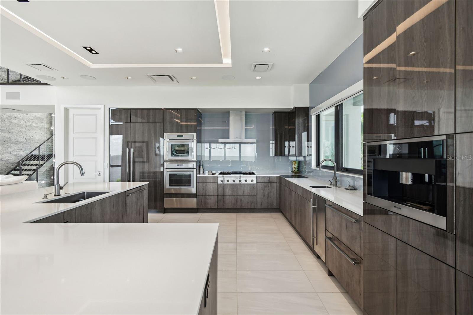 HARBORPOINTE - Residential