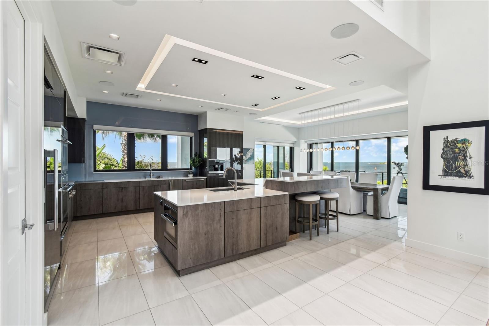 HARBORPOINTE - Residential