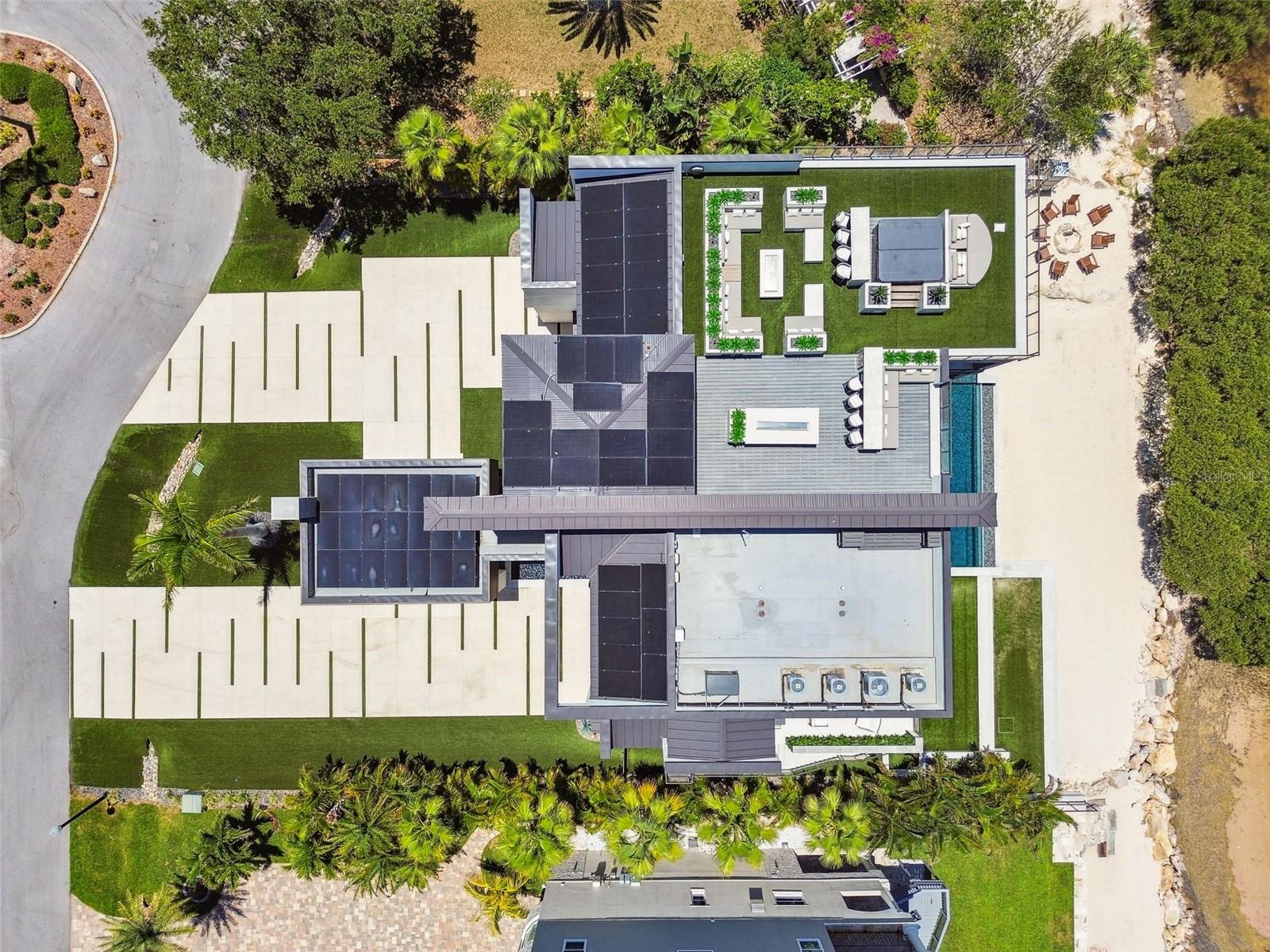 HARBORPOINTE - Residential