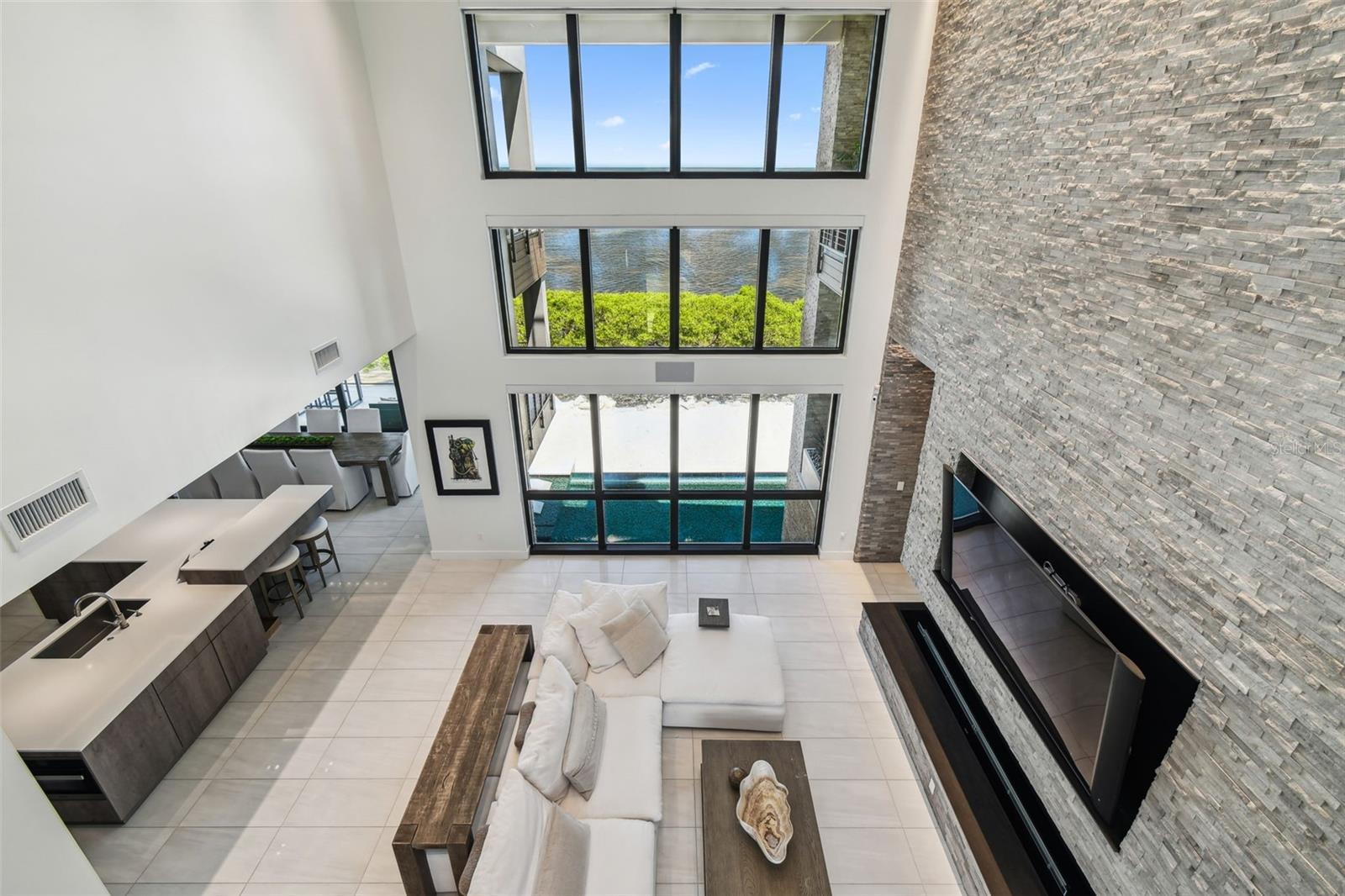 HARBORPOINTE - Residential