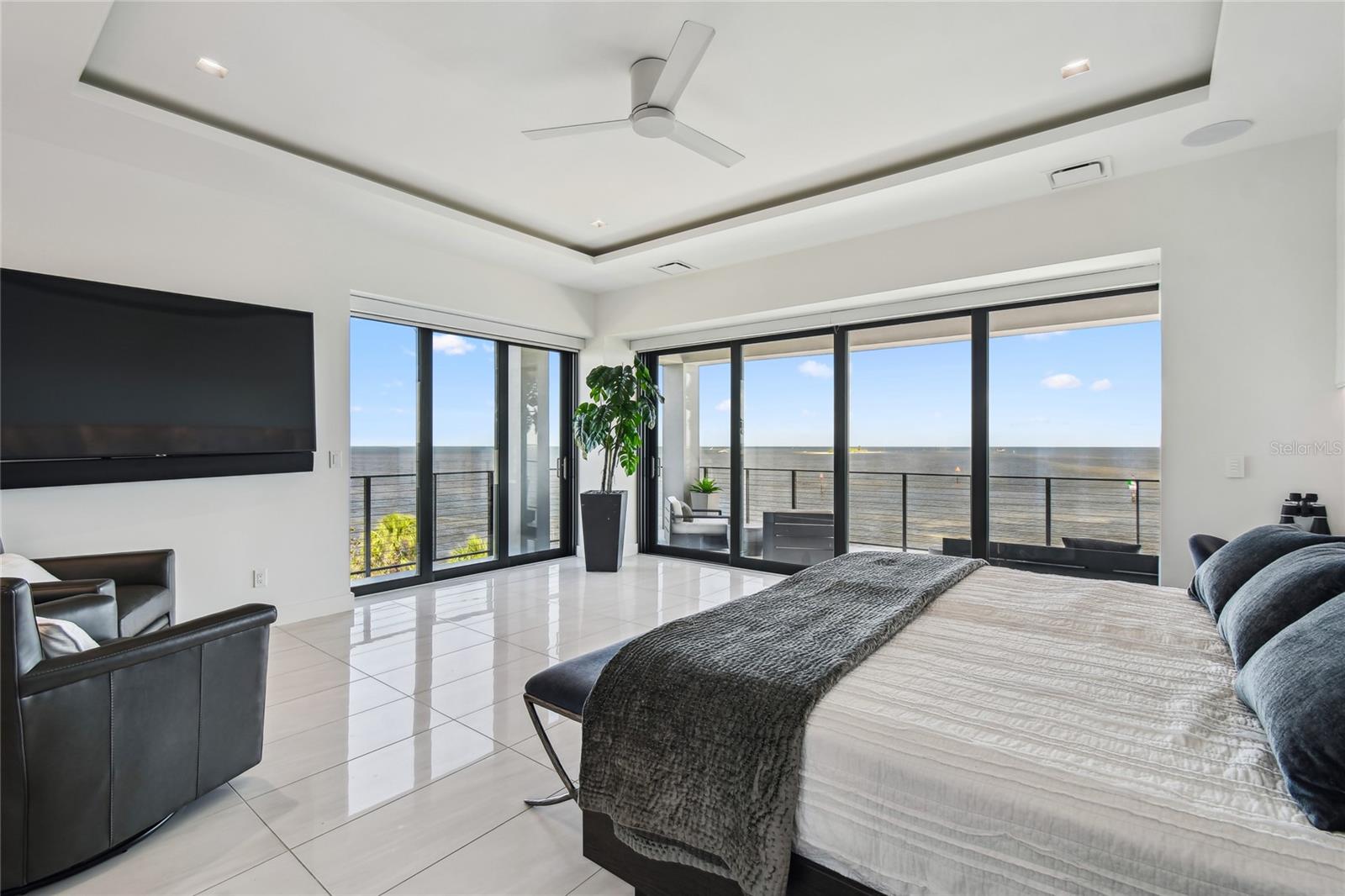 HARBORPOINTE - Residential