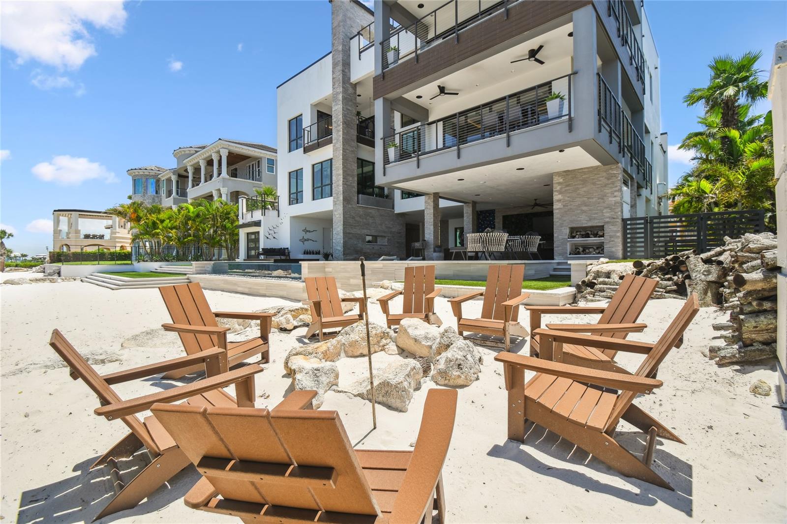 HARBORPOINTE - Residential