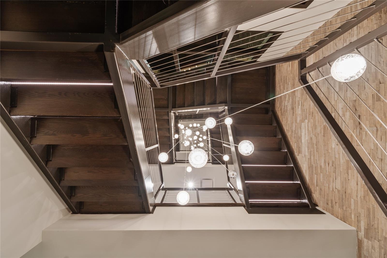 HARBORPOINTE - Residential