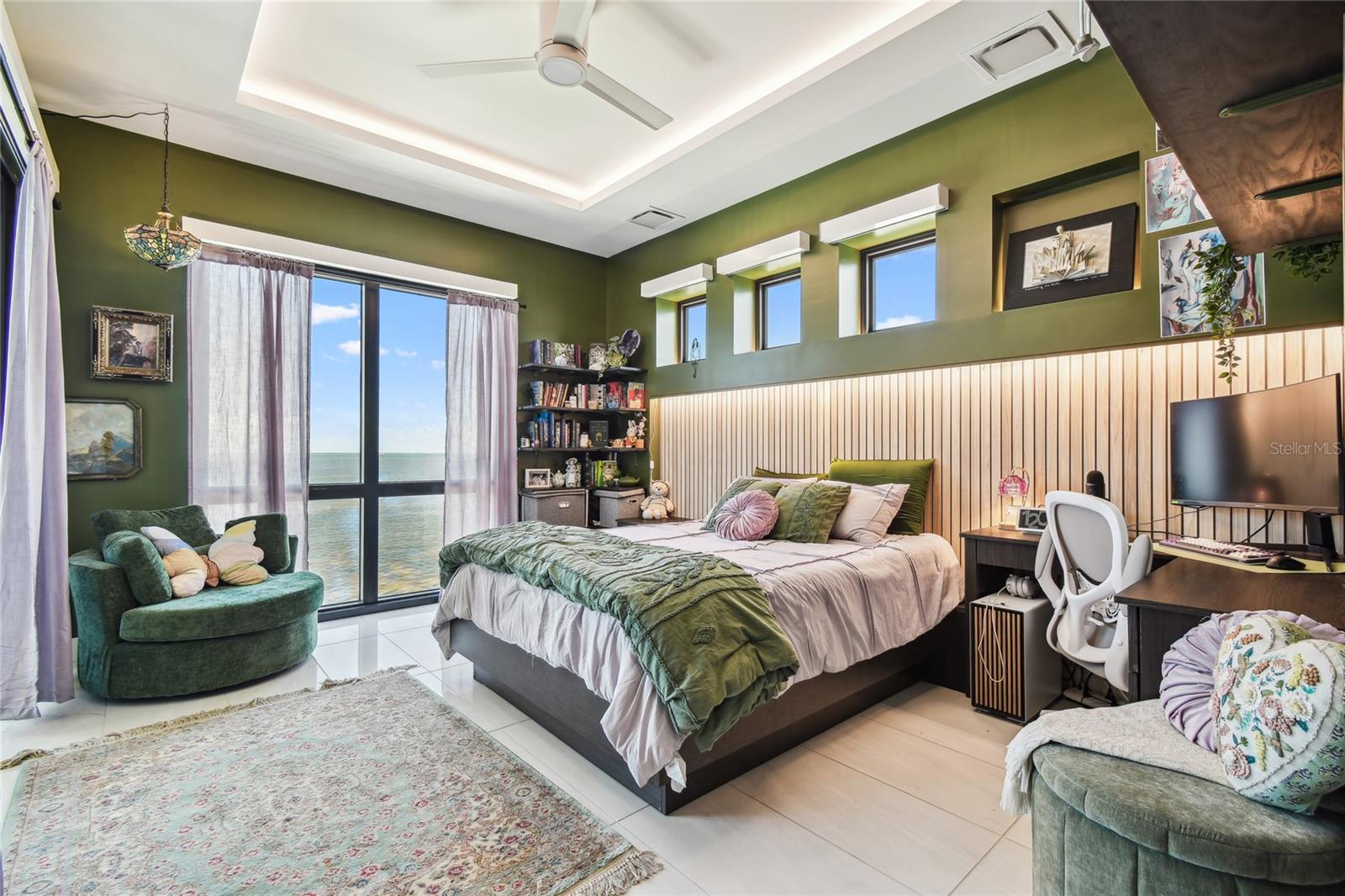 HARBORPOINTE - Residential