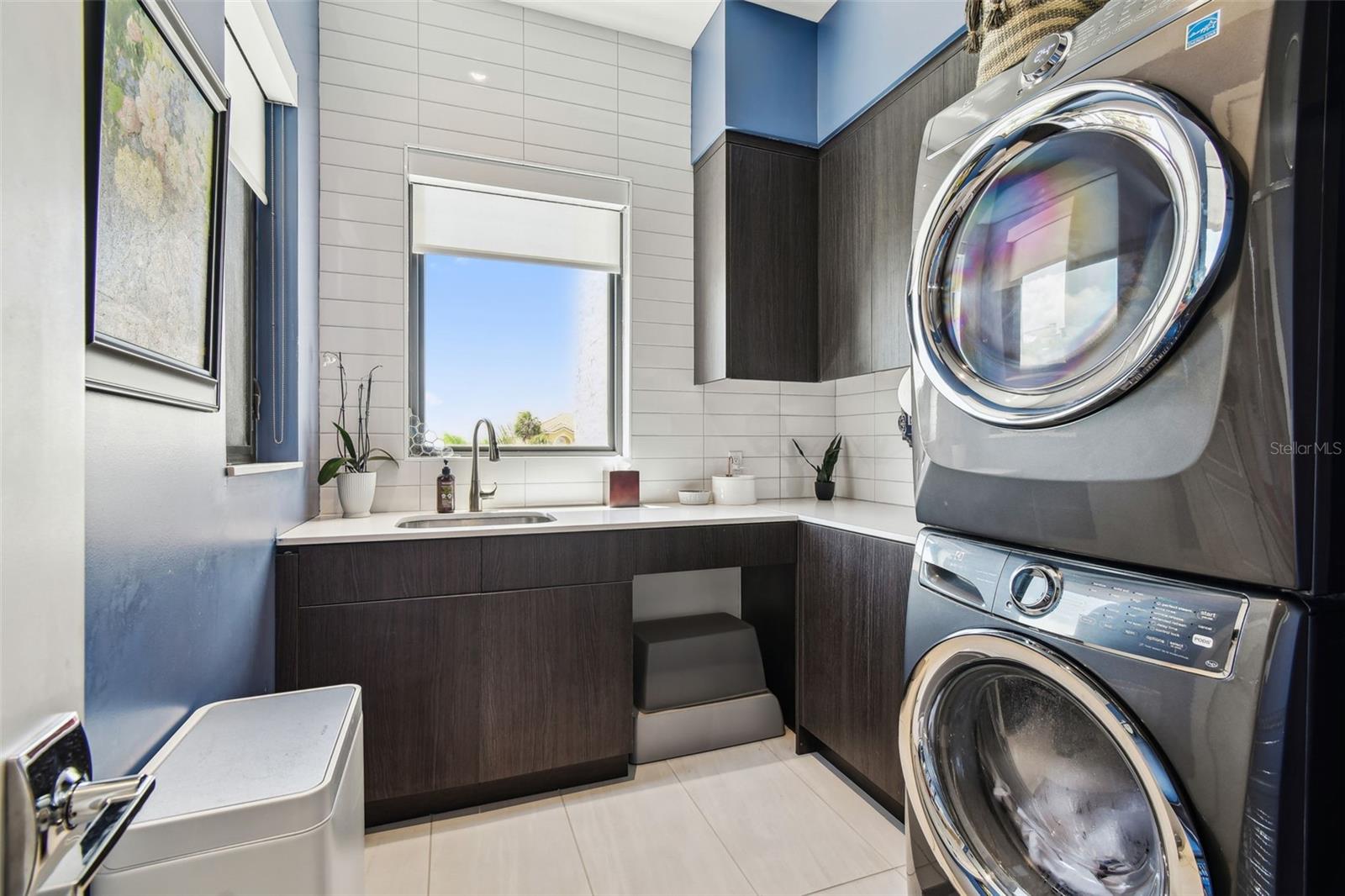 HARBORPOINTE - Residential