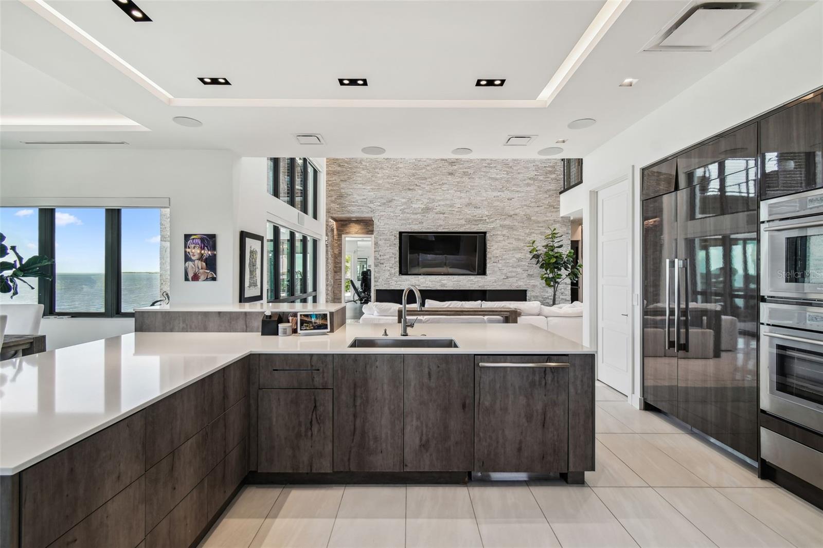 HARBORPOINTE - Residential