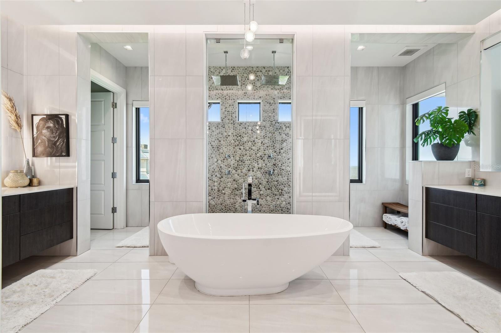 HARBORPOINTE - Residential