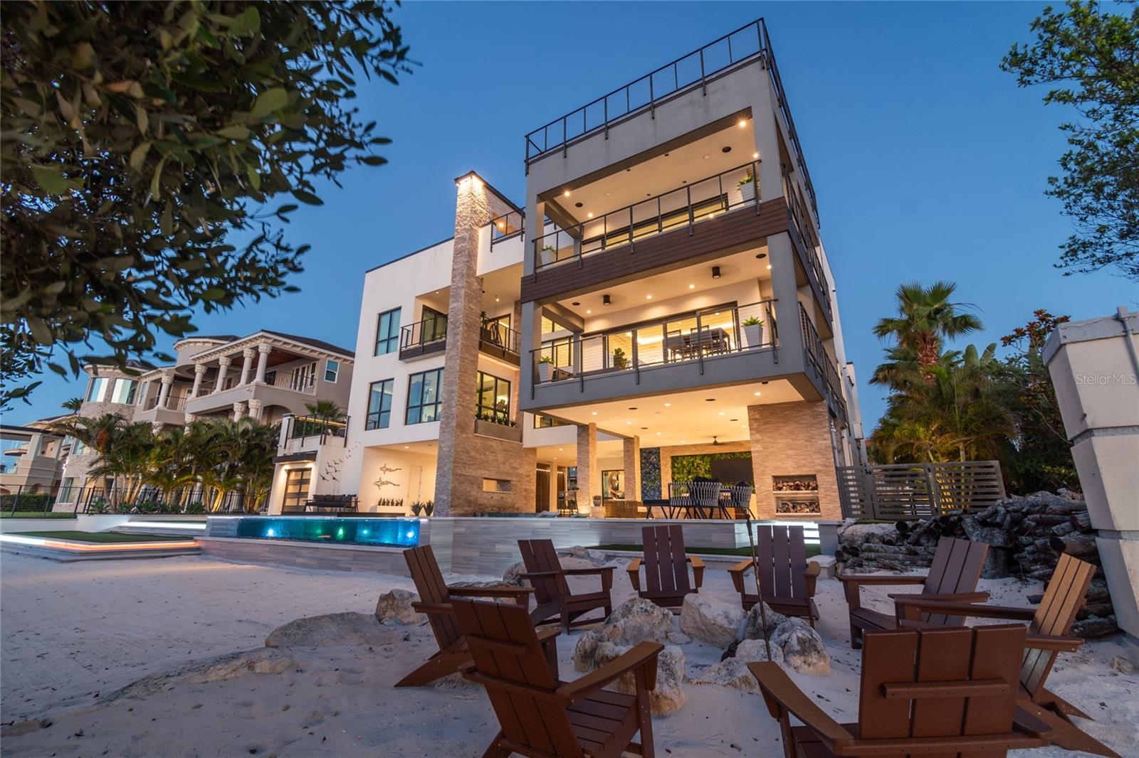 HARBORPOINTE - Residential