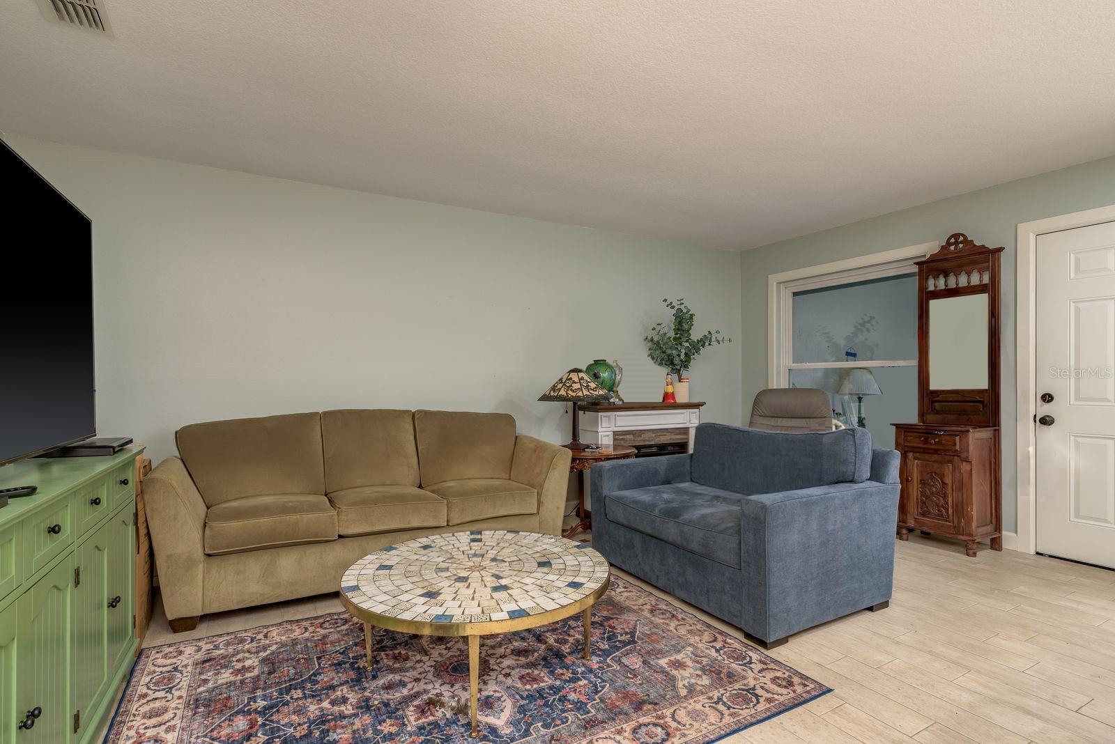 HIGHLAND LAKES - Residential