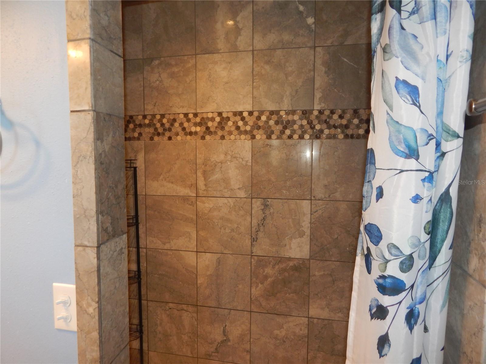 SUNSET ESTATES - Residential