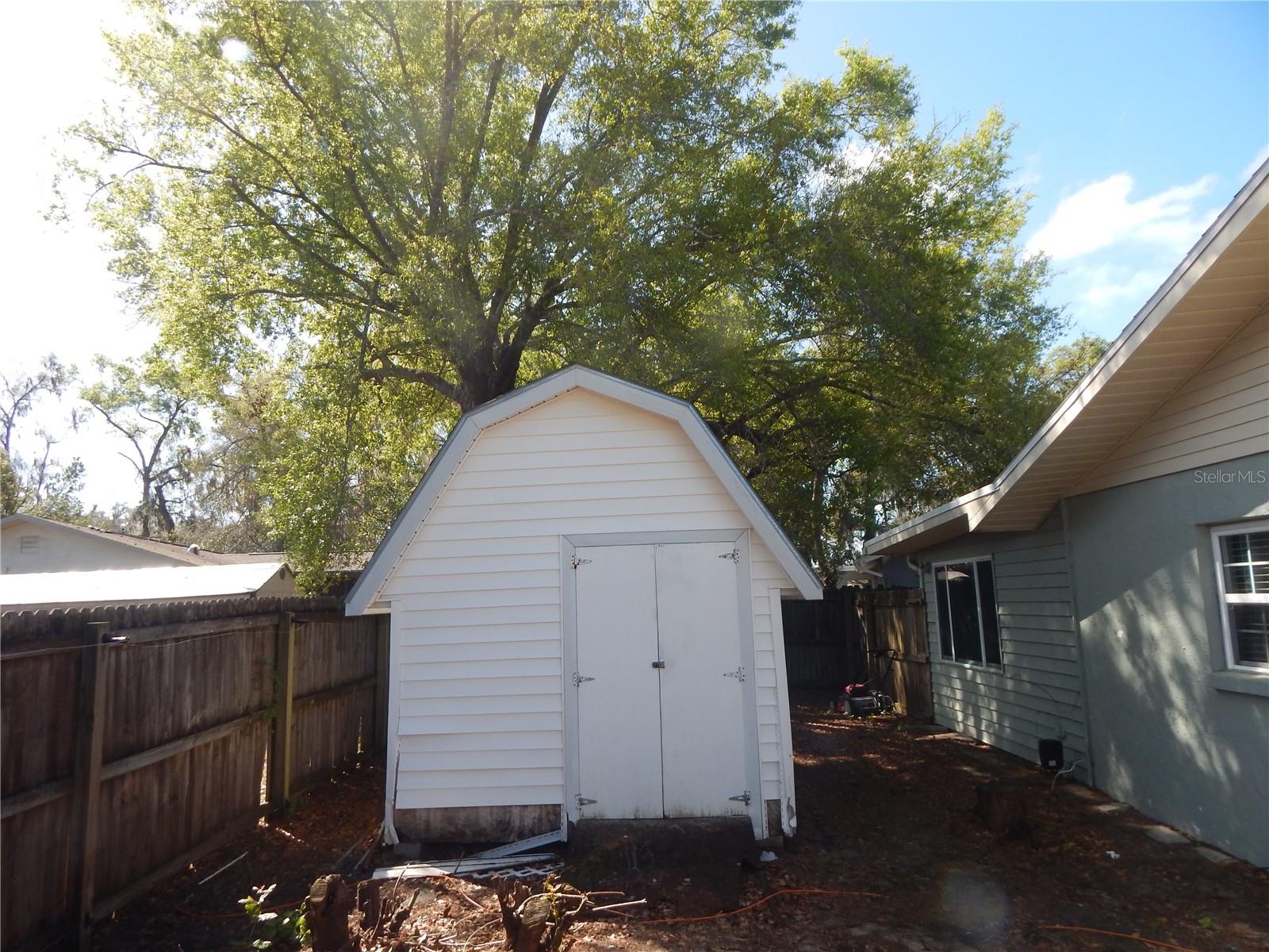 SUNSET ESTATES - Residential