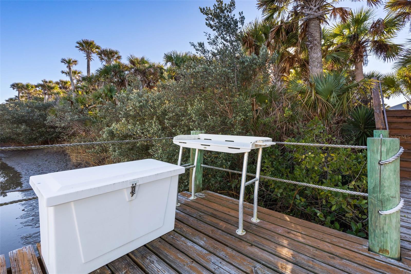 ISLAND ESTATES SUB - Residential