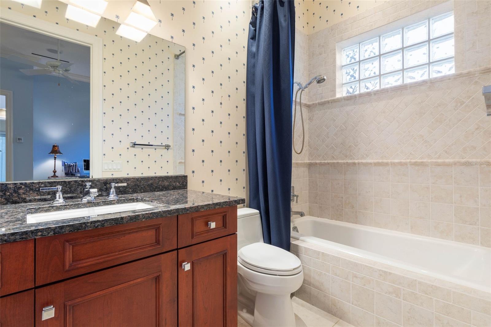 ISLAND ESTATES SUB - Residential