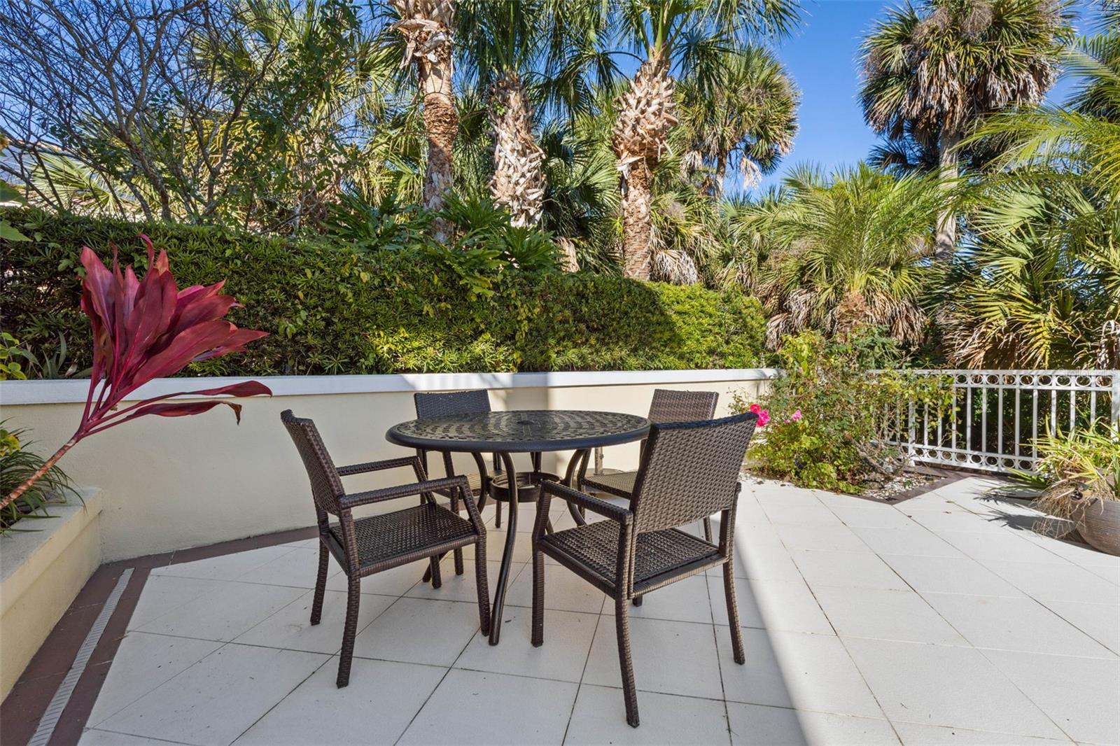 ISLAND ESTATES SUB - Residential