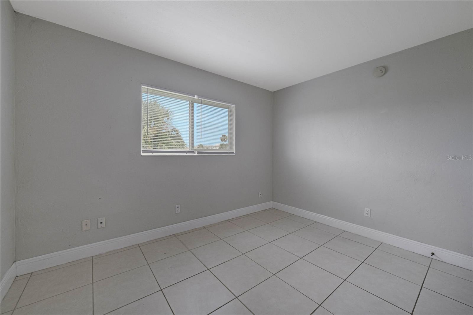 HARBOURSIDE SUNSETS CONDO - Residential