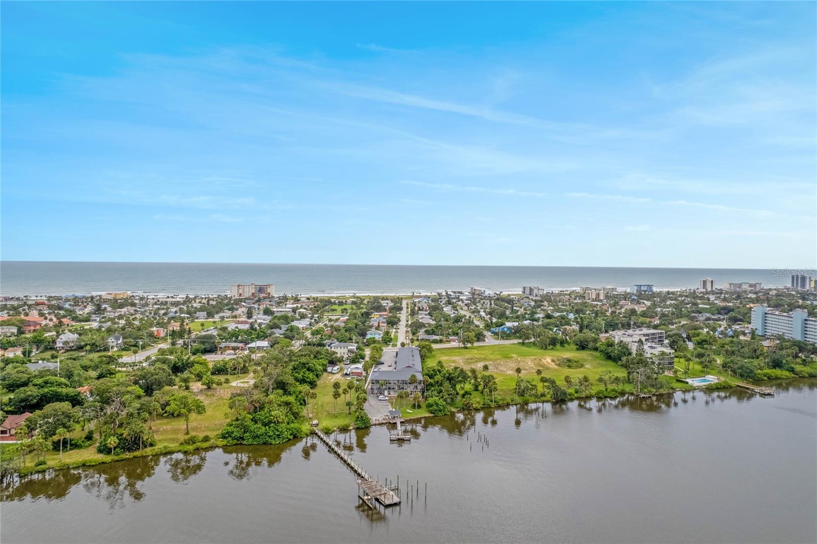 HARBOURSIDE SUNSETS CONDO - Residential