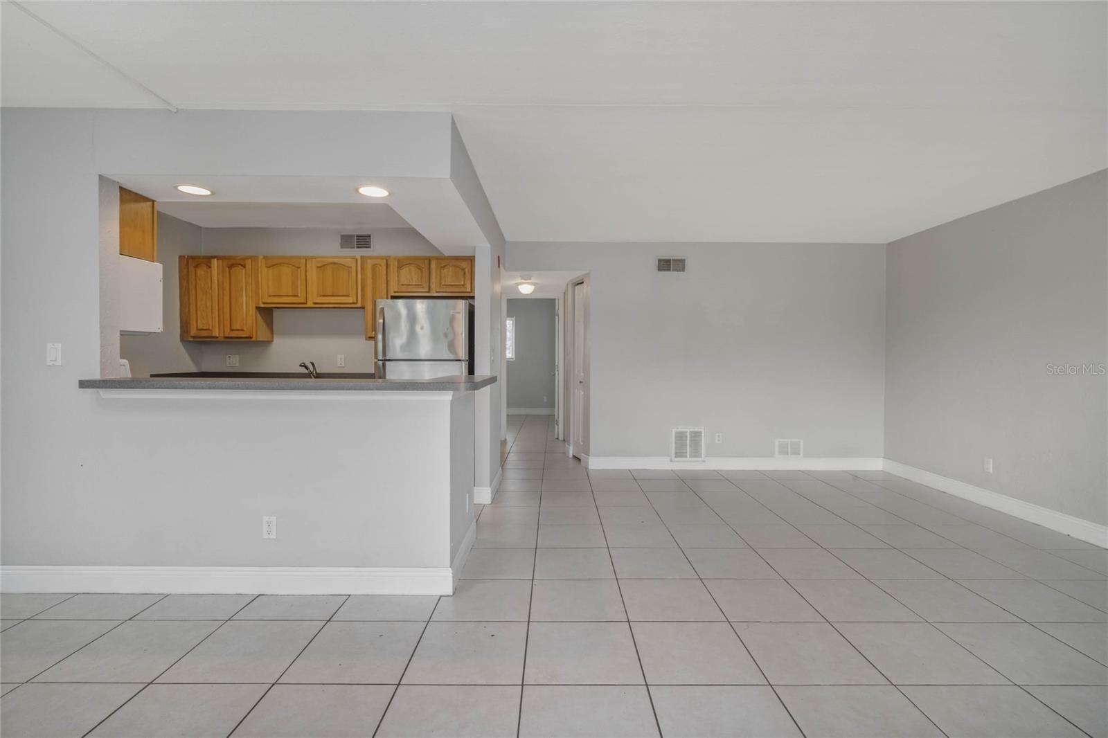 900 S PENINSULA DRIVE 207