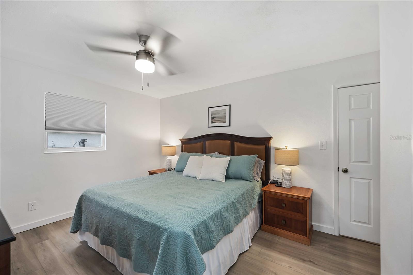 SARASOTA SPRINGS - Residential Income