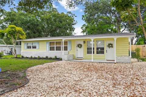 Photo of 3613 Belmont Boulevard, Sarasota, FL 34232 (MLS # A4669635)