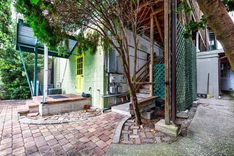 Tiny photo for 427 N Donnelly Street, Mount Dora, FL 32757 (MLS # G5116312)